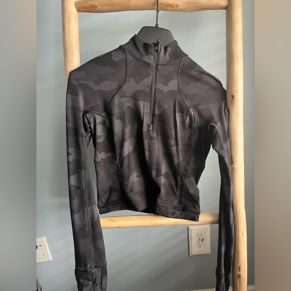 Lululemon it’s Rulu Run cropped half zip. Black camo.